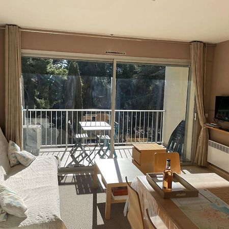 Bandol - Plage De Renecros Екстер'єр фото