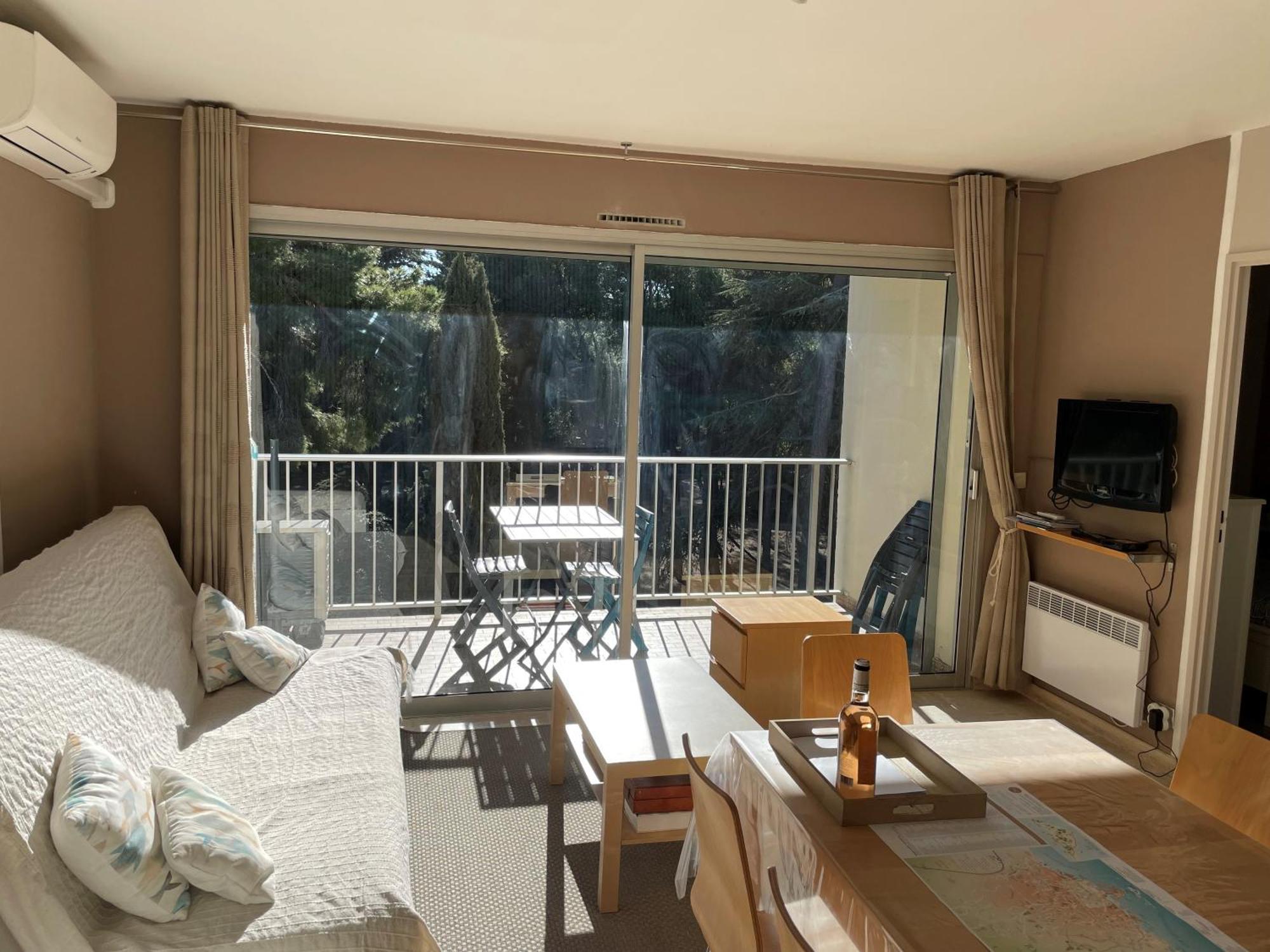 Bandol - Plage De Renecros Екстер'єр фото